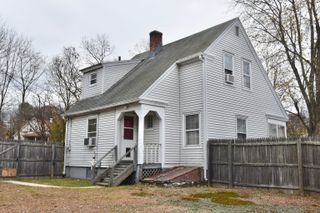 106 Brookdale Lane, Waterbury, CT 06705