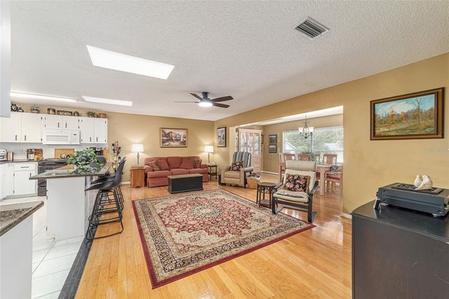 8819 SW 91ST PLACE D, Ocala, FL 34481