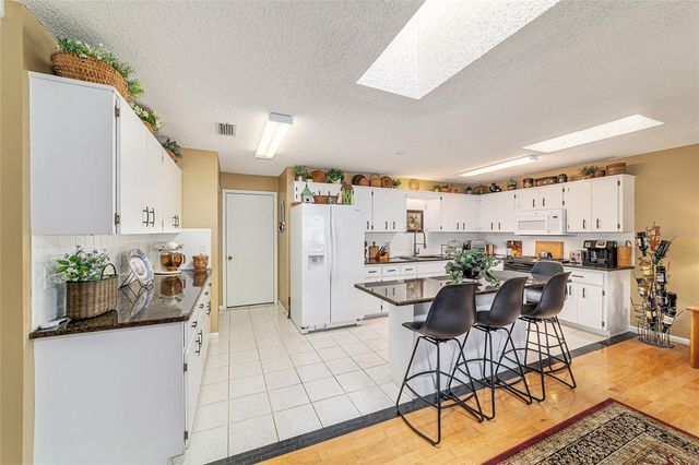 8819 SW 91ST PLACE D, Ocala, FL 34481