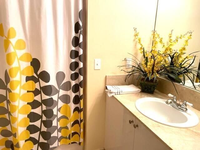 625 Casa Loma Boulevard Lower Penthouse 9 Unit 1509 Lower Penthouse 9 Unit 1, Boynton Beach, FL 33435