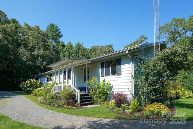 262 Rooster Cove, Brevard, NC 28712