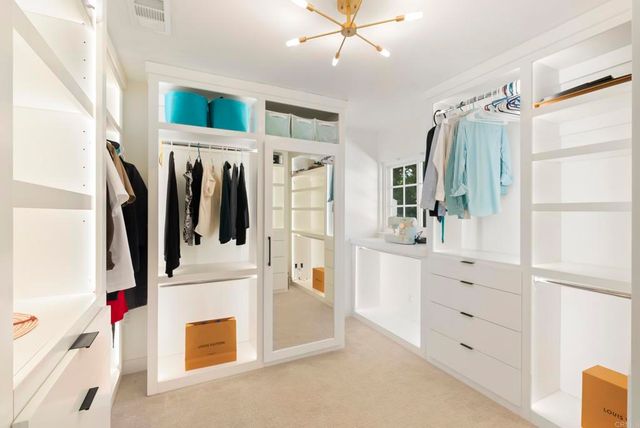 1102 Fleetridge Drive, San Diego, CA 92106