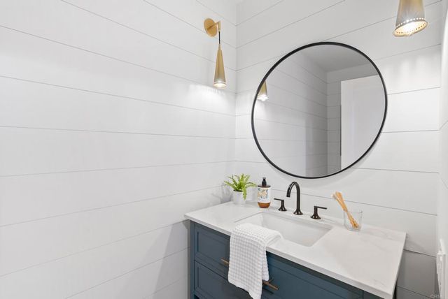 1102 Fleetridge Drive, San Diego, CA 92106