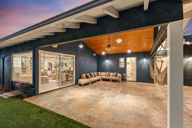 1102 Fleetridge Drive, San Diego, CA 92106