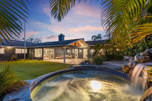 1102 Fleetridge Drive, San Diego, CA 92106