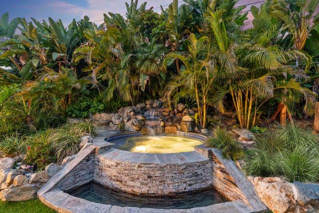 1102 Fleetridge Drive, San Diego, CA 92106