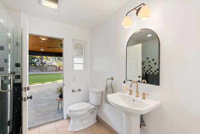 1102 Fleetridge Drive, San Diego, CA 92106