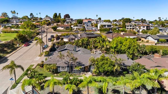 1102 Fleetridge Drive, San Diego, CA 92106