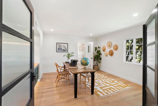 1102 Fleetridge Drive, San Diego, CA 92106