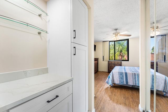 3827 Victoria Drive, West Palm Beach, FL 33406