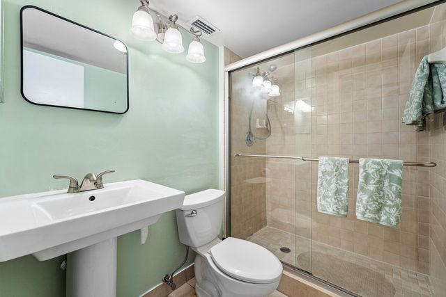 3827 Victoria Drive, West Palm Beach, FL 33406