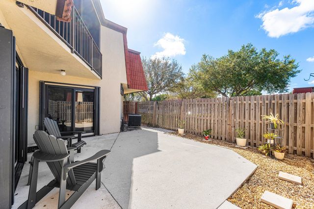 3827 Victoria Drive, West Palm Beach, FL 33406