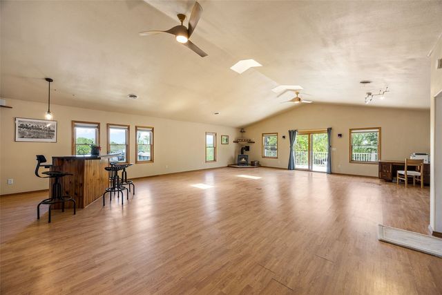 1828 NE Shady Ln, North Liberty, IA 52317