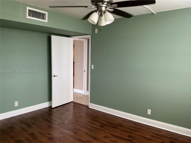 3010 N Course Dr 712, Pompano Beach, FL 33069