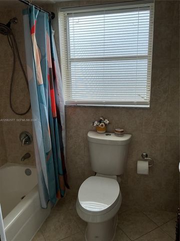 3010 N Course Dr 712, Pompano Beach, FL 33069