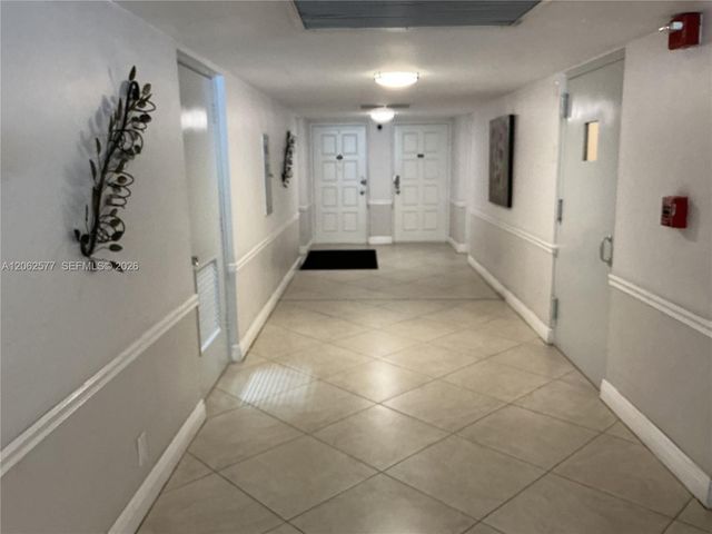 3010 N Course Dr 712, Pompano Beach, FL 33069