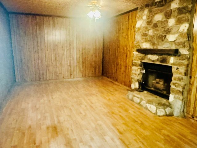 2567 Wood Valley Drive, Dallas, TX 75211