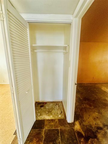 2567 Wood Valley Drive, Dallas, TX 75211