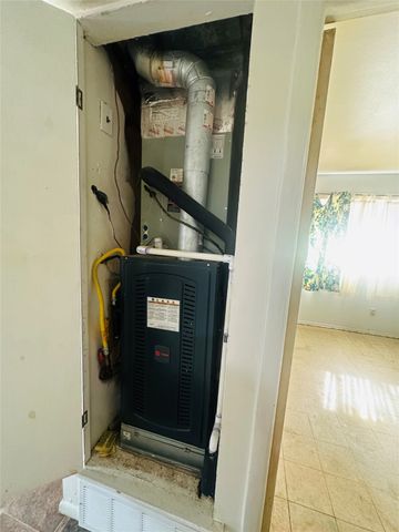 2567 Wood Valley Drive, Dallas, TX 75211