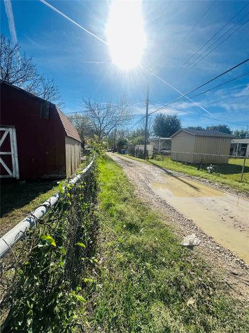 2567 Wood Valley Drive, Dallas, TX 75211