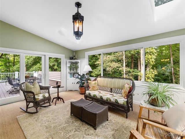 3940 Reeds Landing Cir, Midlothian, VA 23113