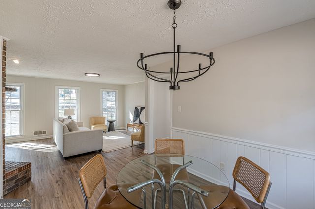 9178 Lakeview Drive, Covington, GA 30014