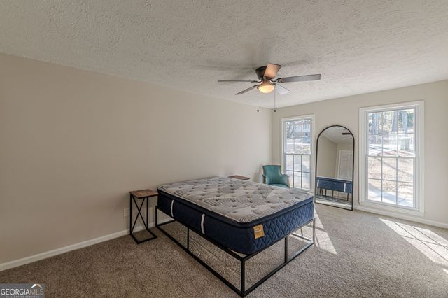 9178 Lakeview Drive, Covington, GA 30014