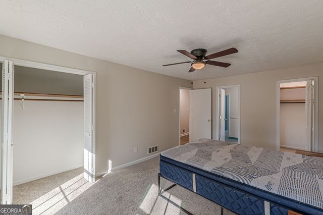 9178 Lakeview Drive, Covington, GA 30014