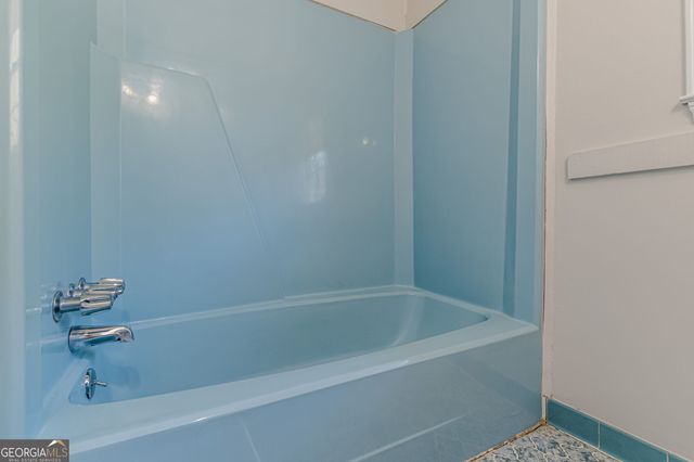 9178 Lakeview Drive, Covington, GA 30014