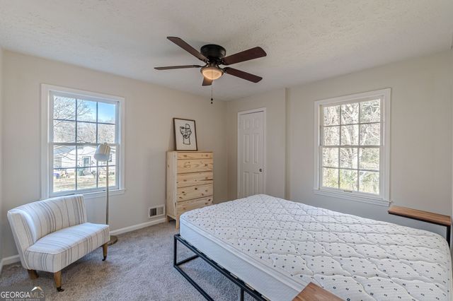 9178 Lakeview Drive, Covington, GA 30014