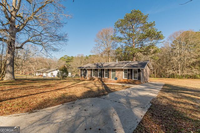 9178 Lakeview Drive, Covington, GA 30014