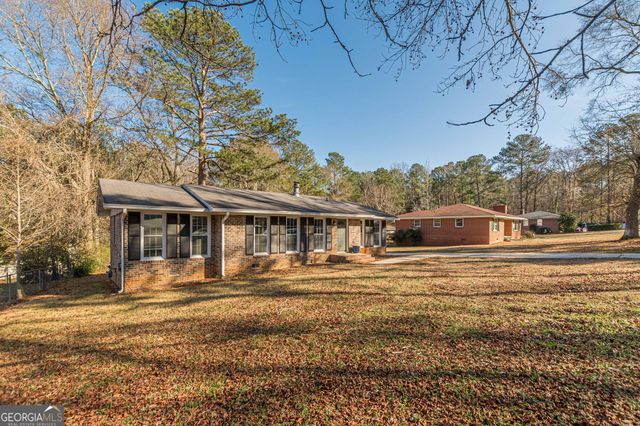 9178 Lakeview Drive, Covington, GA 30014