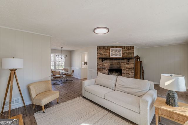 9178 Lakeview Drive, Covington, GA 30014