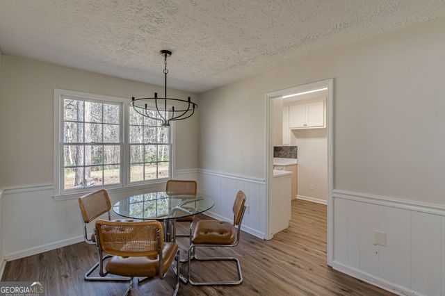 9178 Lakeview Drive, Covington, GA 30014