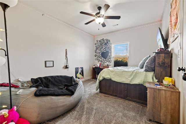 510 Grandview Drive, Prairie Grove, AR 72753