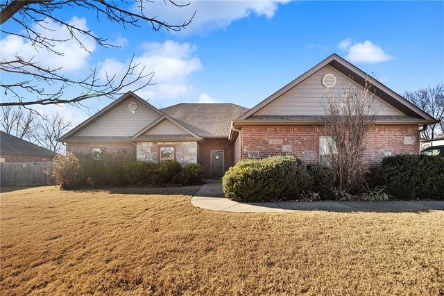510 Grandview Drive, Prairie Grove, AR 72753