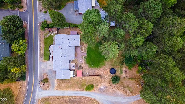 388 Genverna Glen, Grants Pass, OR 97527