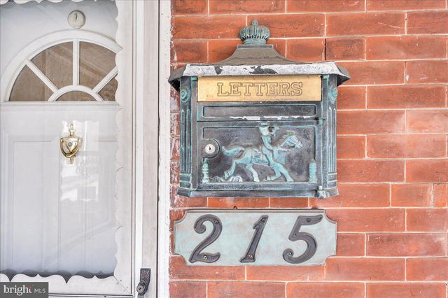 215 8TH ST, Brookhaven, PA 19015