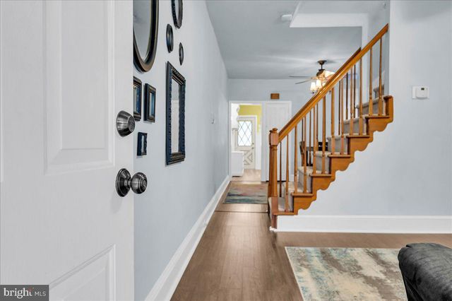 215 8TH ST, Brookhaven, PA 19015