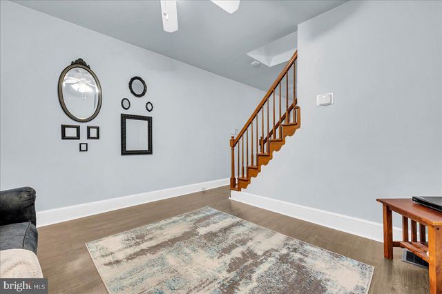 215 8TH ST, Brookhaven, PA 19015