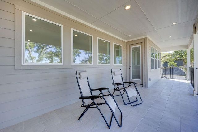 351 Pigeon River RD, Kyle, TX 78640