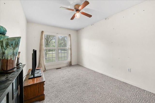 425 Rolling Meadow Drive, Valparaiso, IN 46385