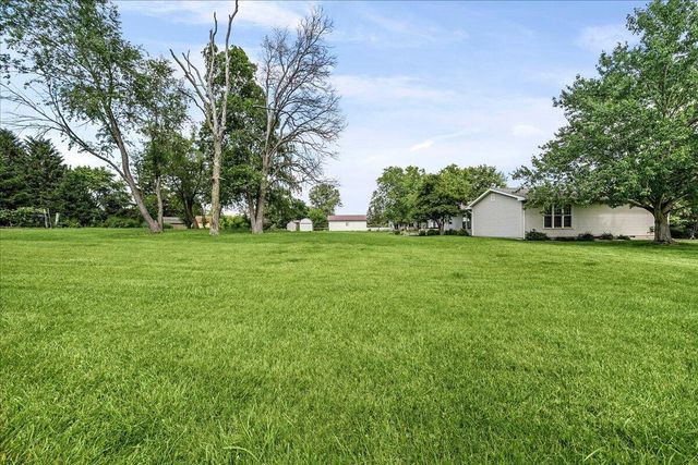 425 Rolling Meadow Drive, Valparaiso, IN 46385