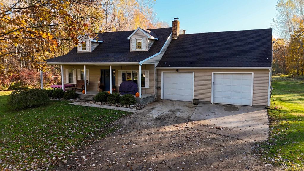 3805 S Chippewa Road, Mount Pleasant, MI 48858