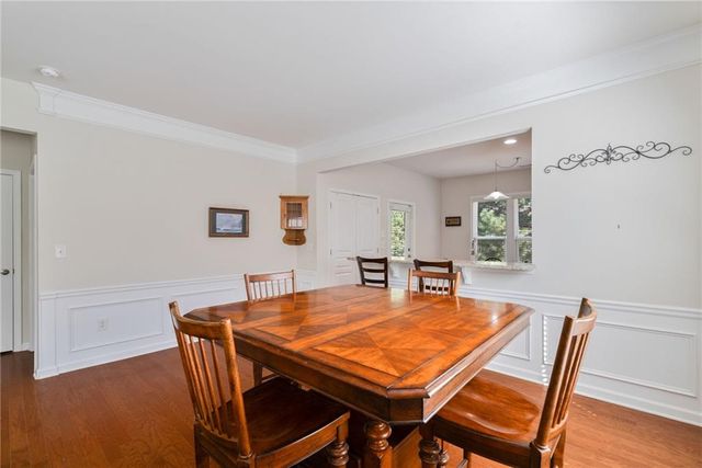 329 SANDY SPRINGS Drive, Griffin, GA 30223