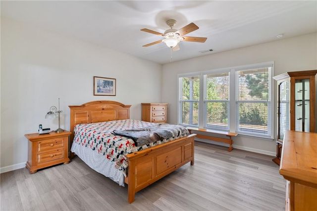 329 SANDY SPRINGS Drive, Griffin, GA 30223