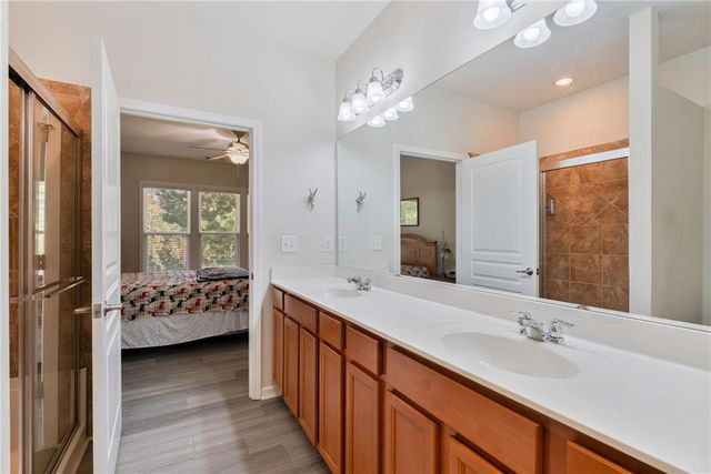 329 SANDY SPRINGS Drive, Griffin, GA 30223