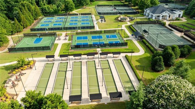 329 SANDY SPRINGS Drive, Griffin, GA 30223