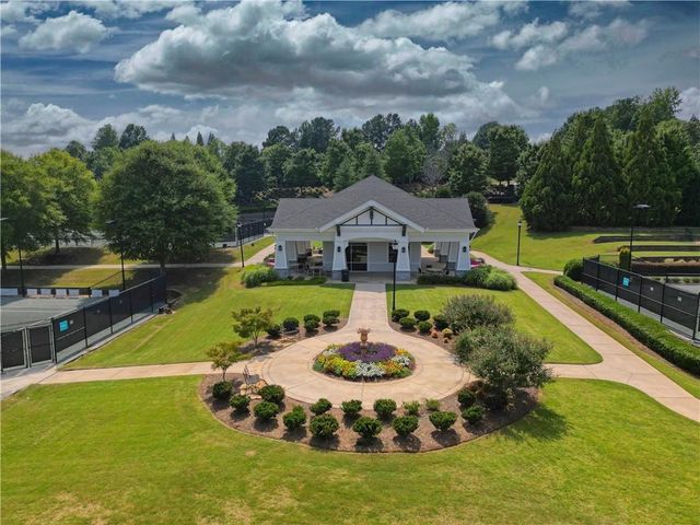 329 SANDY SPRINGS Drive, Griffin, GA 30223