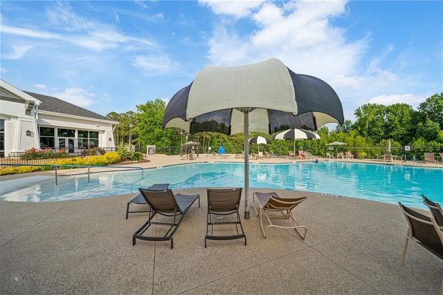 329 SANDY SPRINGS Drive, Griffin, GA 30223